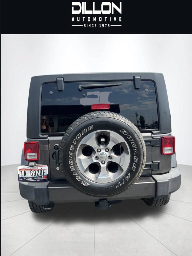 Used 2018 Jeep Wrangler Unlimited Sahara w/ Connectivity Group AWD/4WD image 5