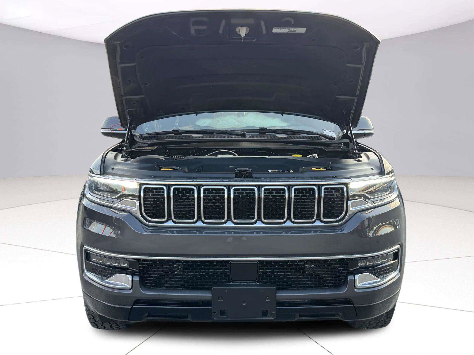 Used 2022 Jeep Wagoneer Series I AWD/4WD image 57