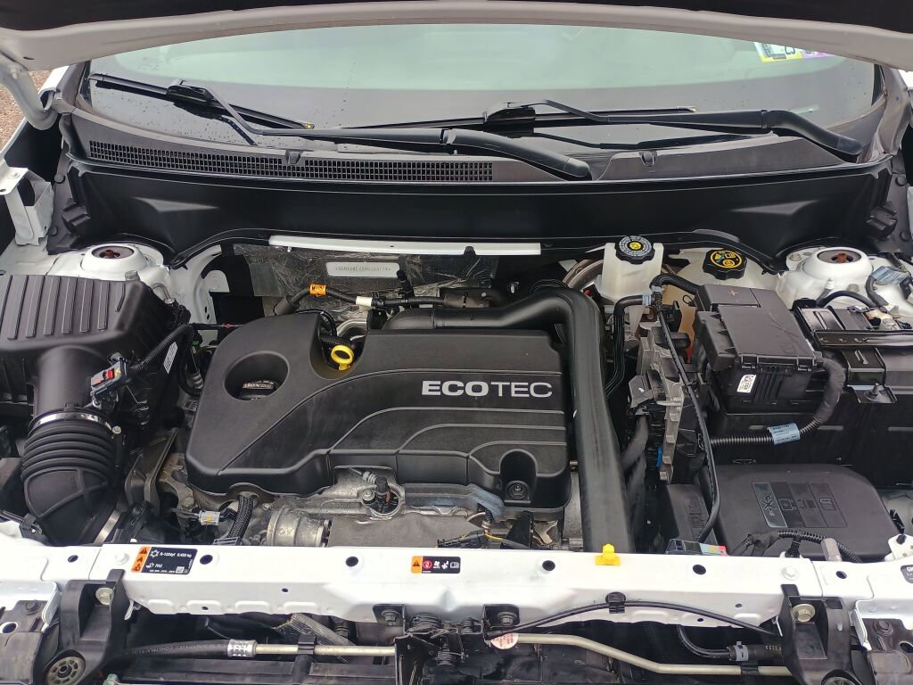 Used 2022 Chevrolet Equinox RS w/ Infotainment Package image 23