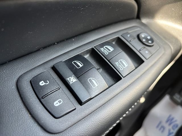 Used 2021 Jeep Grand Cherokee Limited w/ Quick Order Package 28K 80th image 16