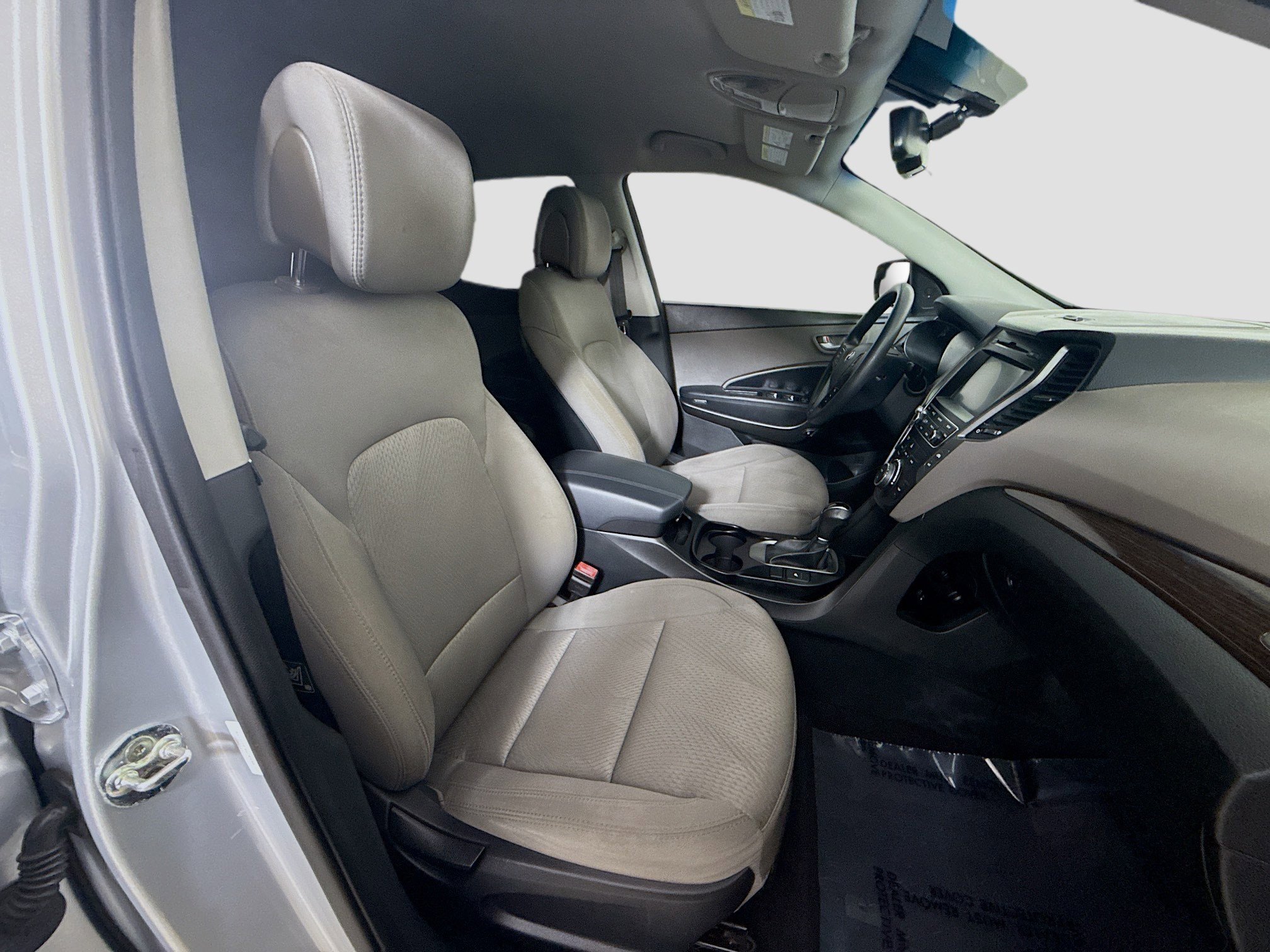 Used 2018 Hyundai Santa Fe Sport w/ 2.4L Value Package 02 FWD image 29