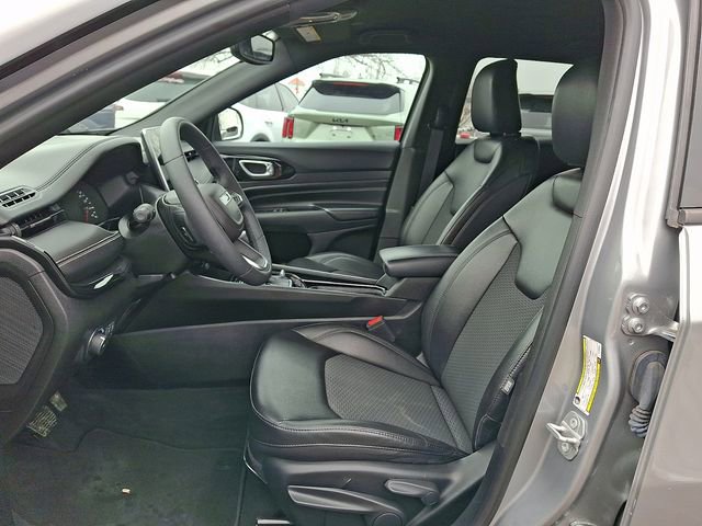 Used 2022 Jeep Compass Altitude image 13