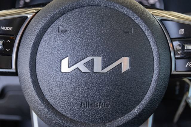 Used 2024 Kia Forte LXS image 13