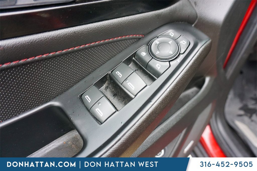 Used 2023 Chevrolet Traverse RS w/ LPO, Floor Liner Package image 18