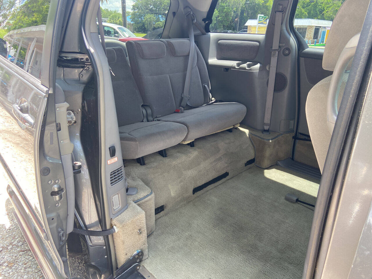 Used 2005 Toyota Sienna LE FWD image 7