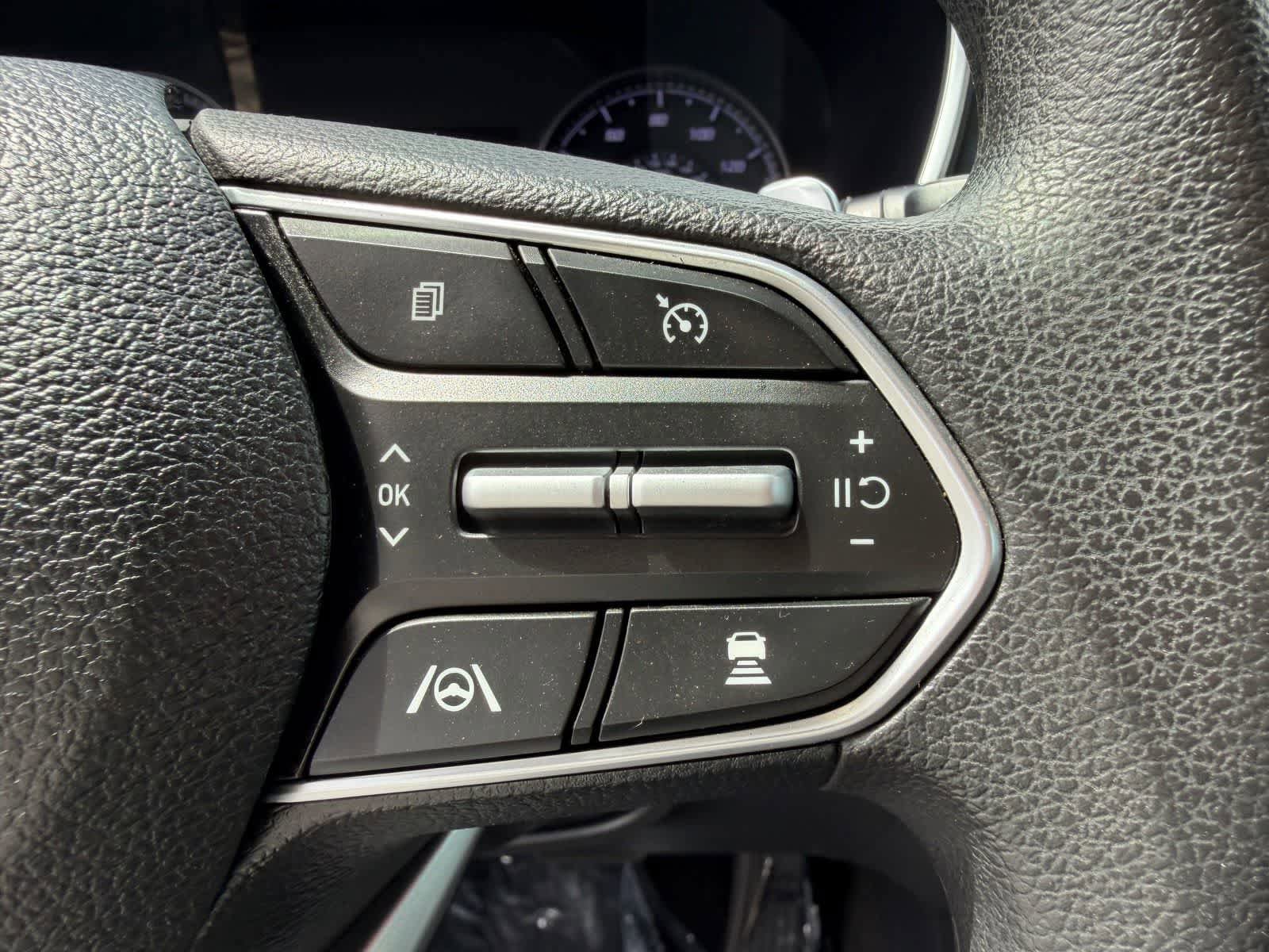 Used 2021 Hyundai Santa Fe SEL w/ Cargo Package FWD image 17