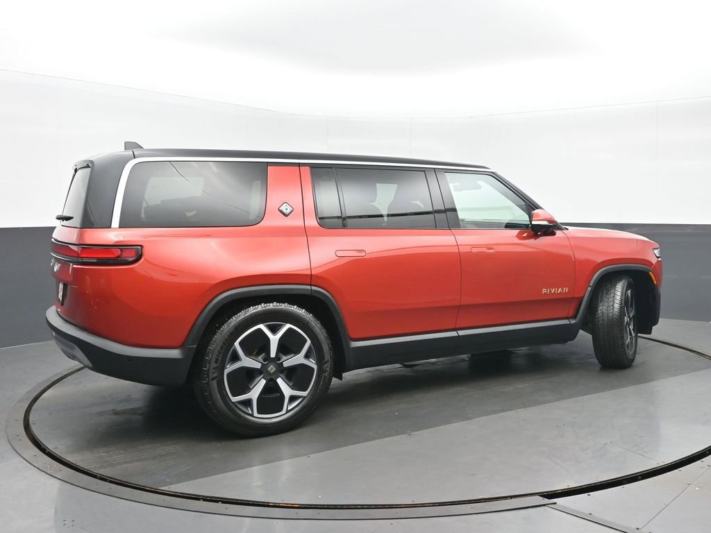 Used 2024 Rivian R1S Adventure AWD/4WD image 3