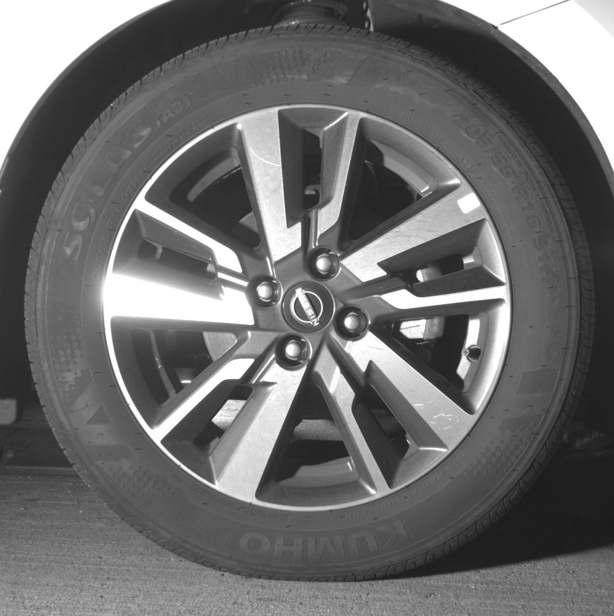 Used 2025 Nissan Versa SV FWD image 13