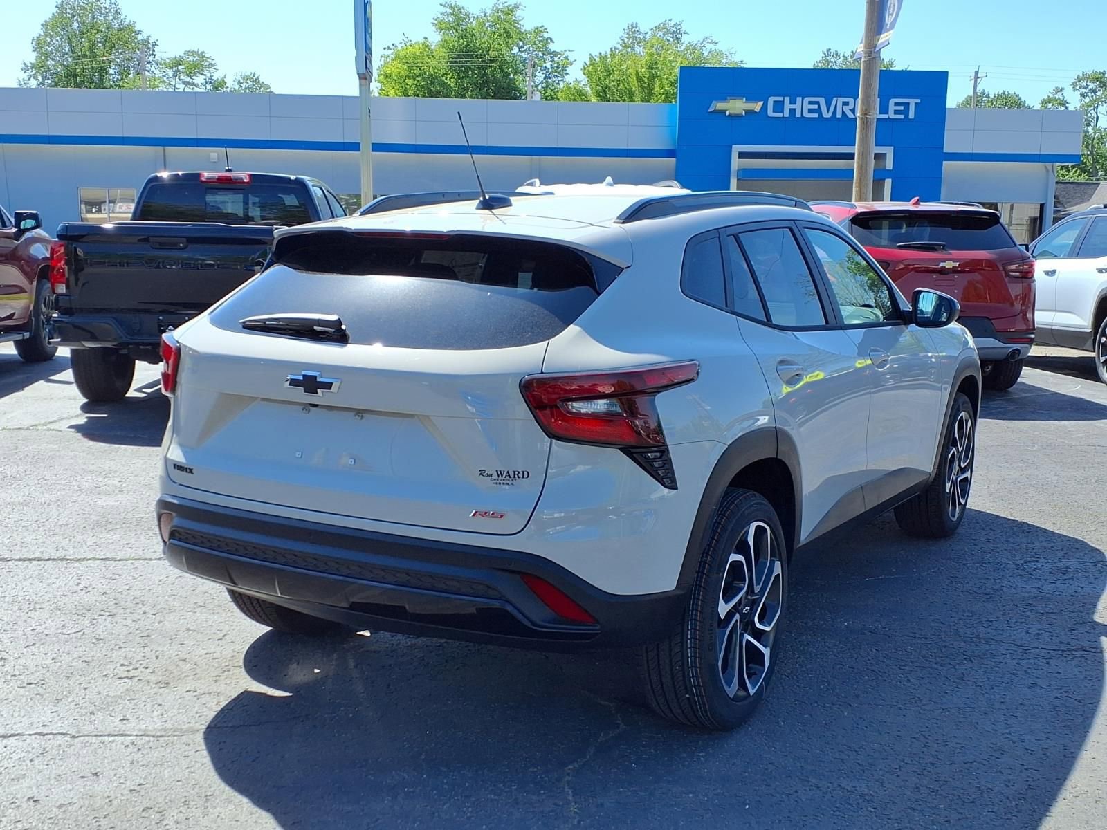 New 2026 Chevrolet Trax RS w/ Driver Confidence Package FWD image 4