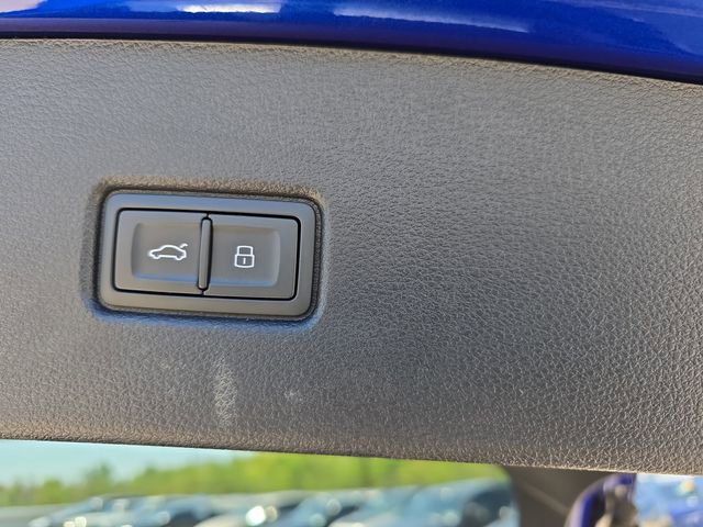 Used 2023 Audi SQ5 Premium Plus w/ Premium Plus Package AWD/4WD image 16