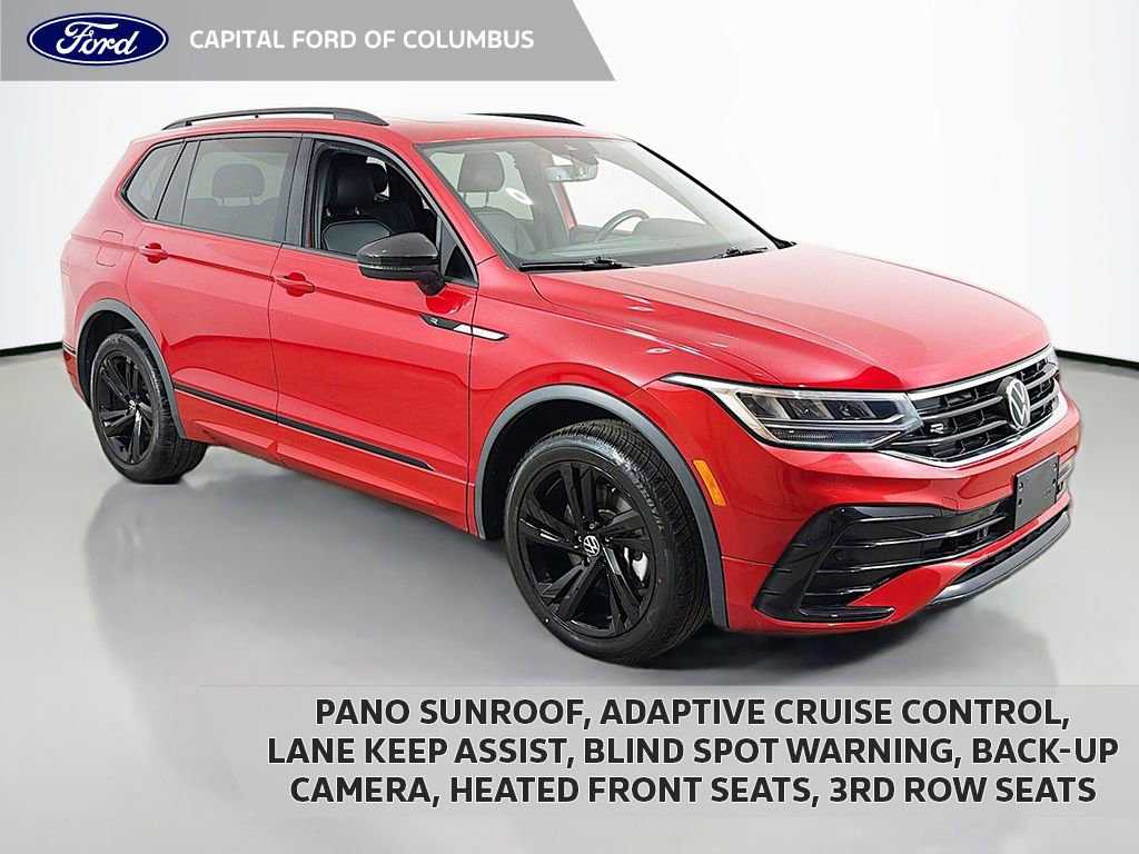 Used 2024 Volkswagen Tiguan SE R-Line image 1