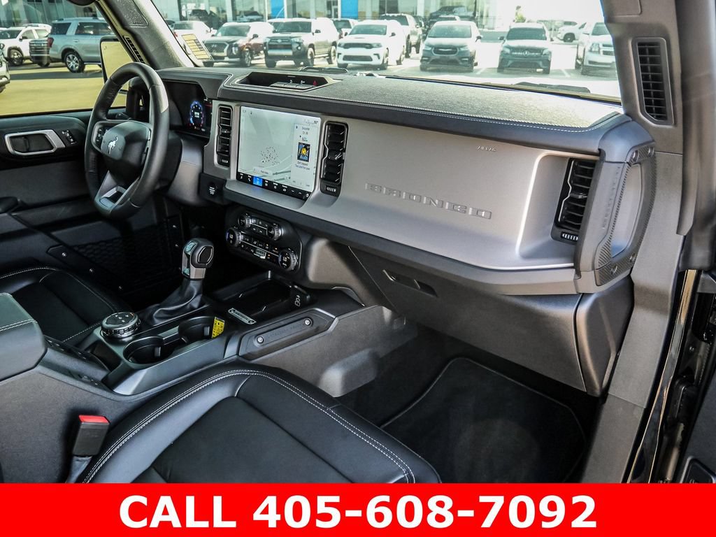 Used 2026 Ford Bronco Outer Banks AWD/4WD image 18