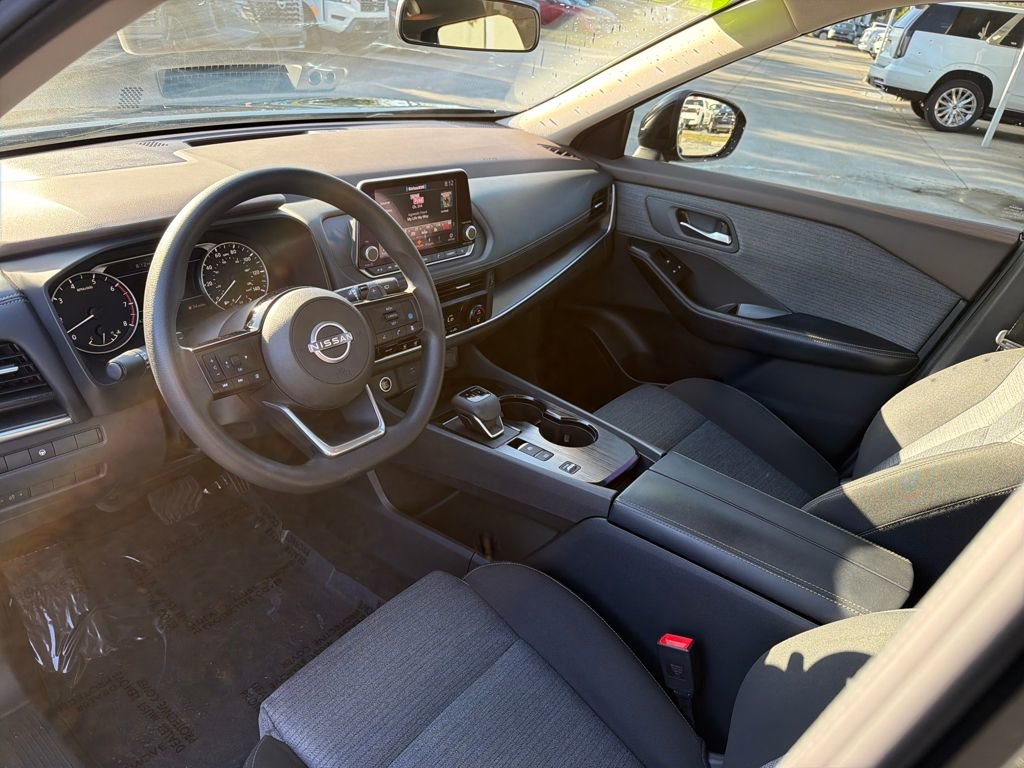 Certified 2023 Nissan Rogue SV image 14