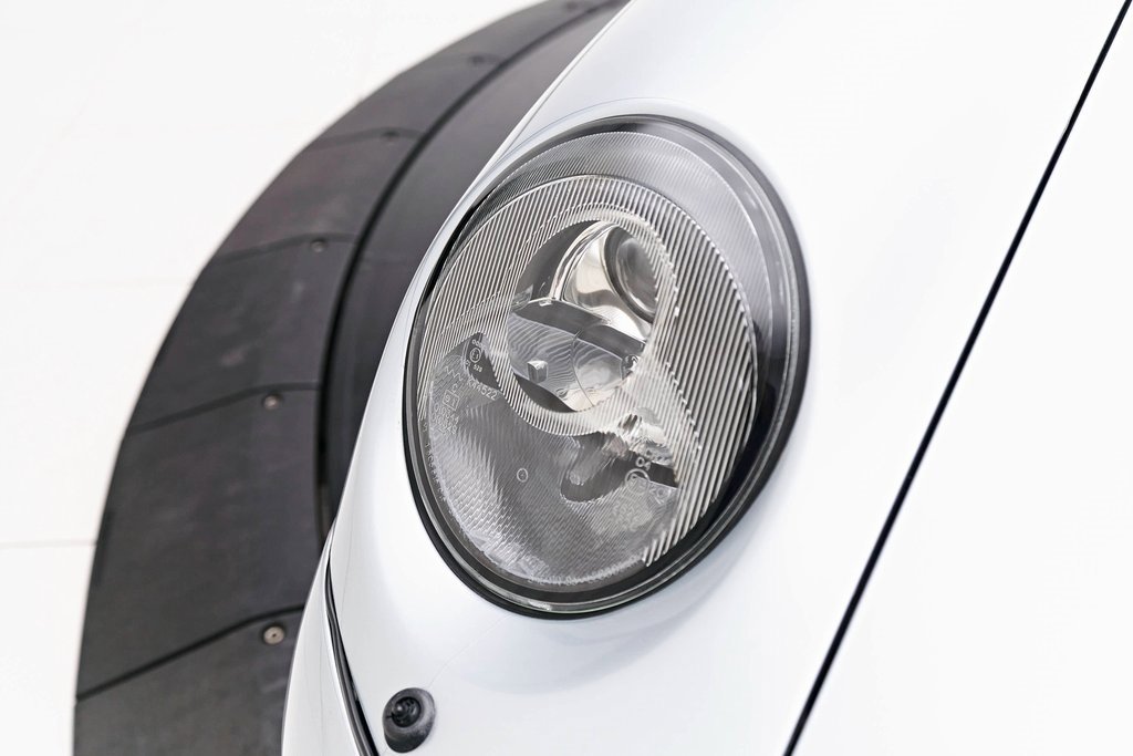 Used 1996 Porsche 911 Turbo image 14