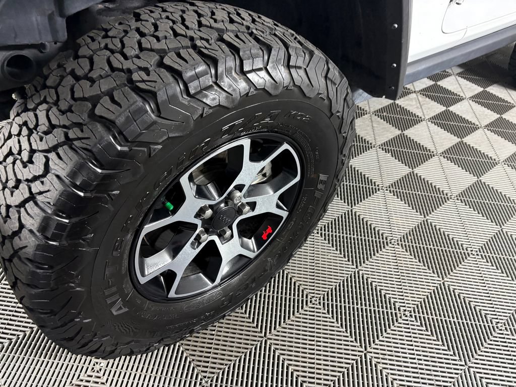 Used 2021 Jeep Wrangler Rubicon AWD/4WD image 9