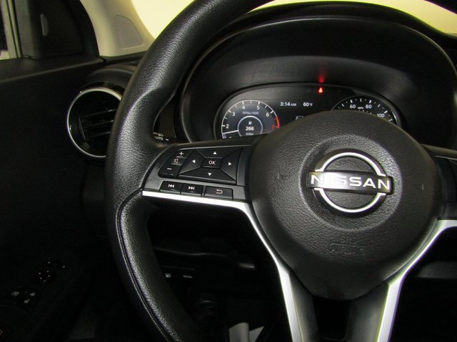 Used 2023 Nissan Kicks SV image 5