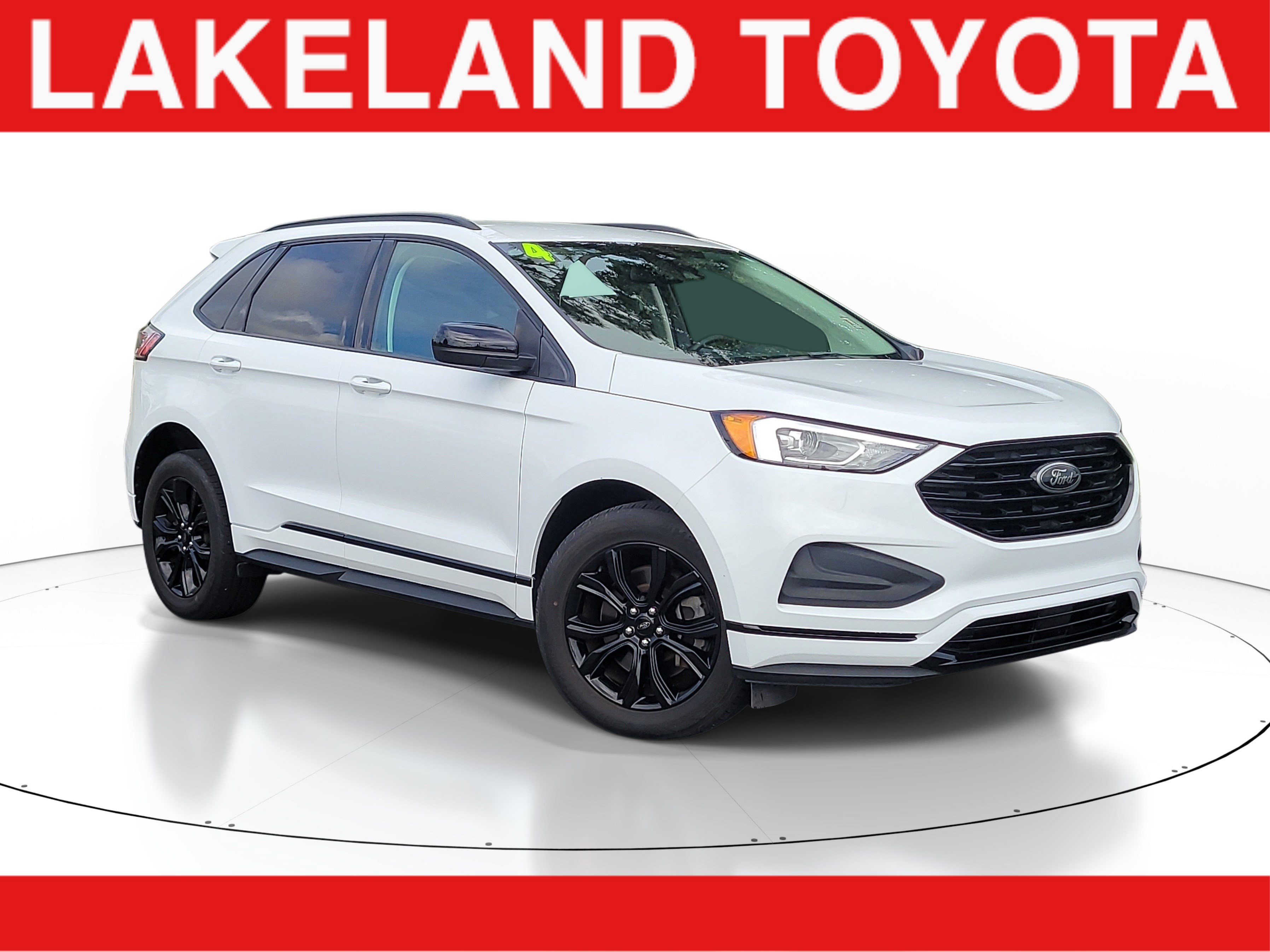 Used 2024 Ford Edge SE w/ Black Appearance Package AWD/4WD image 1