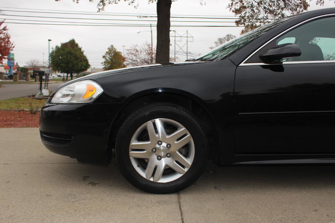 Used 2016 Chevrolet Impala LT image 41