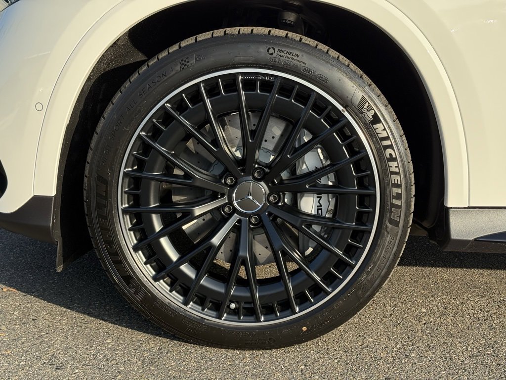 New 2026 Mercedes-Benz GLC 43 AMG 4MATIC Coupe image 17