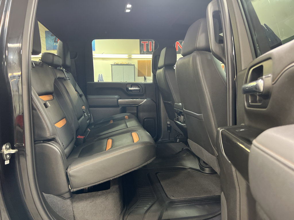 Used 2022 GMC Sierra 3500 AT4 AWD/4WD image 24