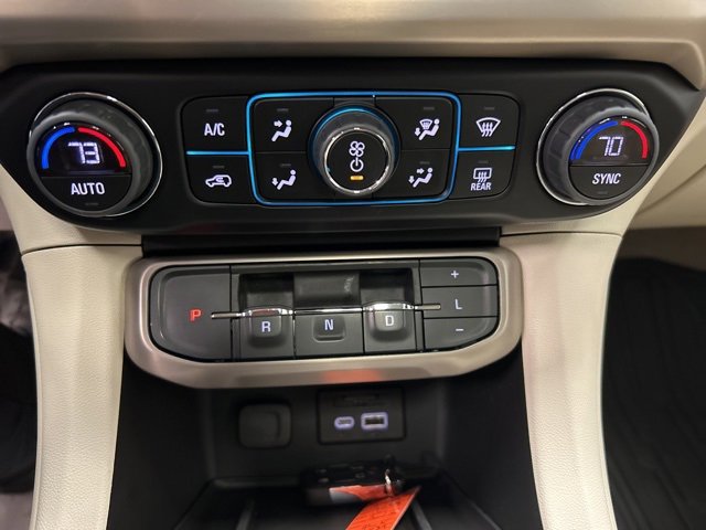 Used 2023 GMC Acadia Denali image 25