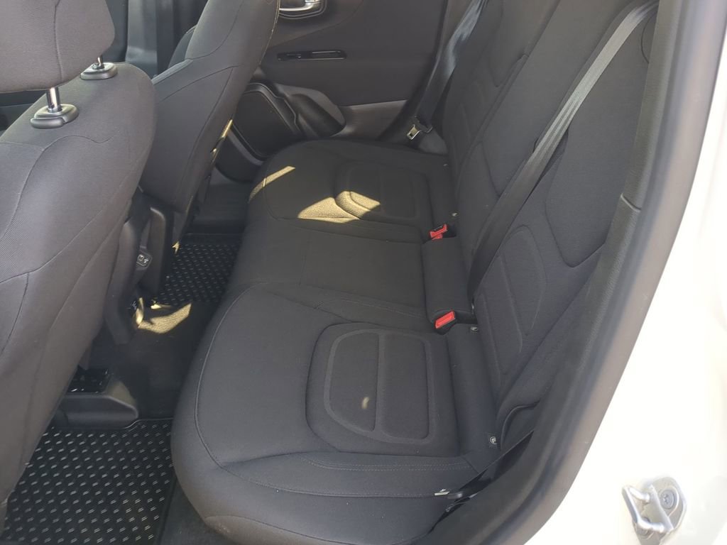 Used 2021 Jeep Renegade Latitude w/ Convenience Group image 14