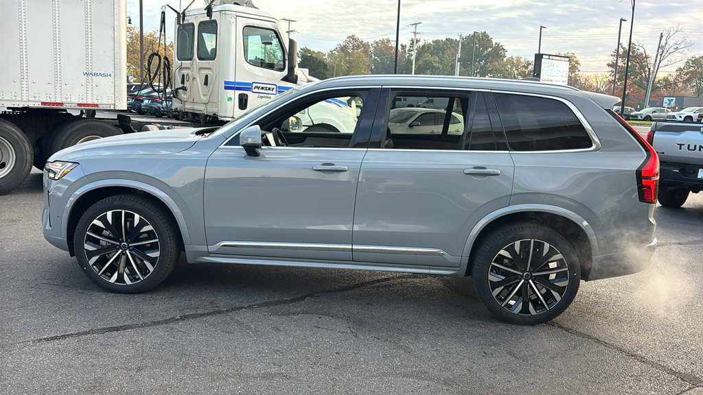 New 2027 Volvo XC90 B6 Plus AWD/4WD image 3