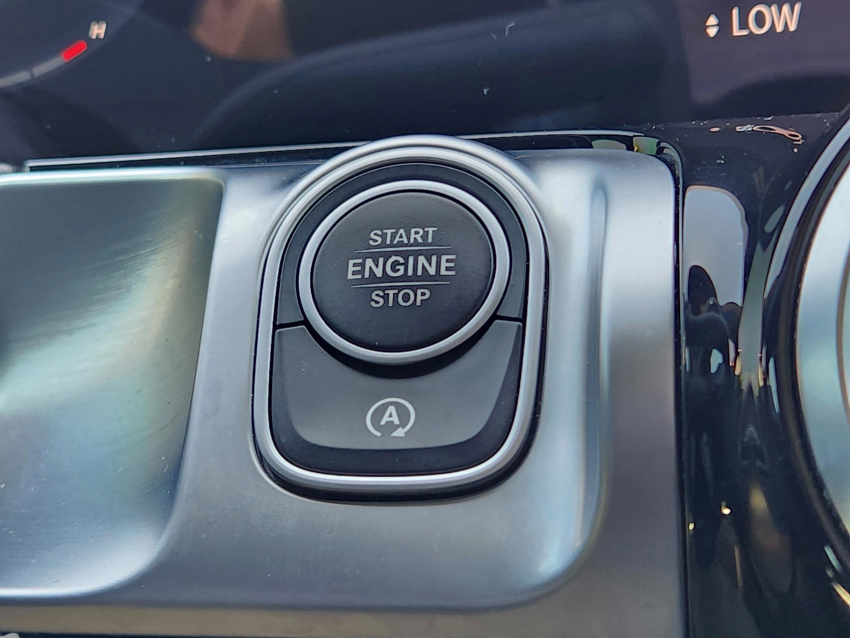Certified 2023 Mercedes-Benz GLB 250 4MATIC image 32