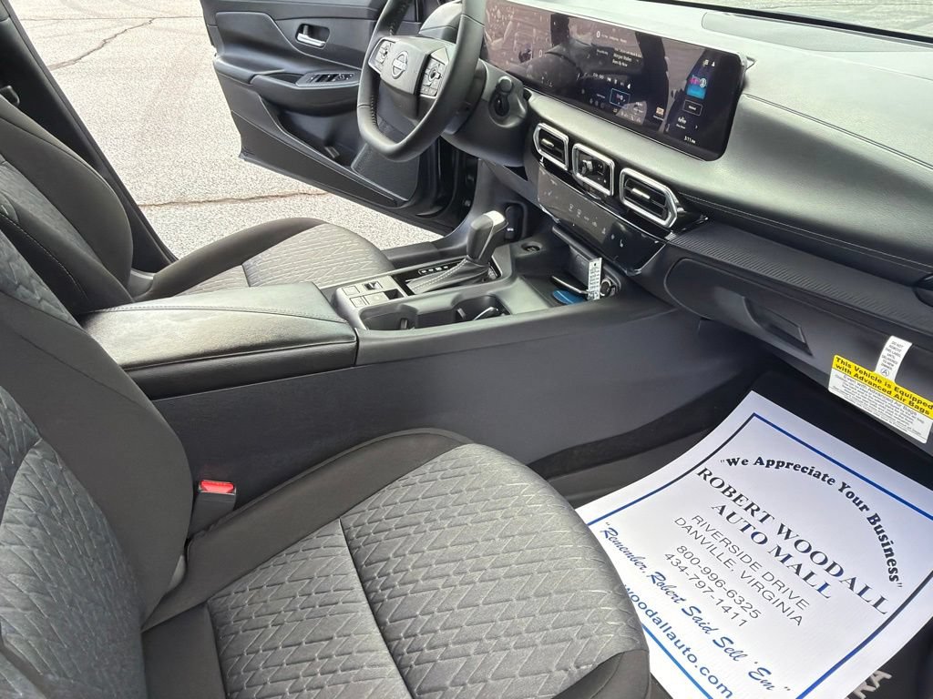 New 2027 Nissan Sentra SV w/ SV Convenience Package FWD image 12