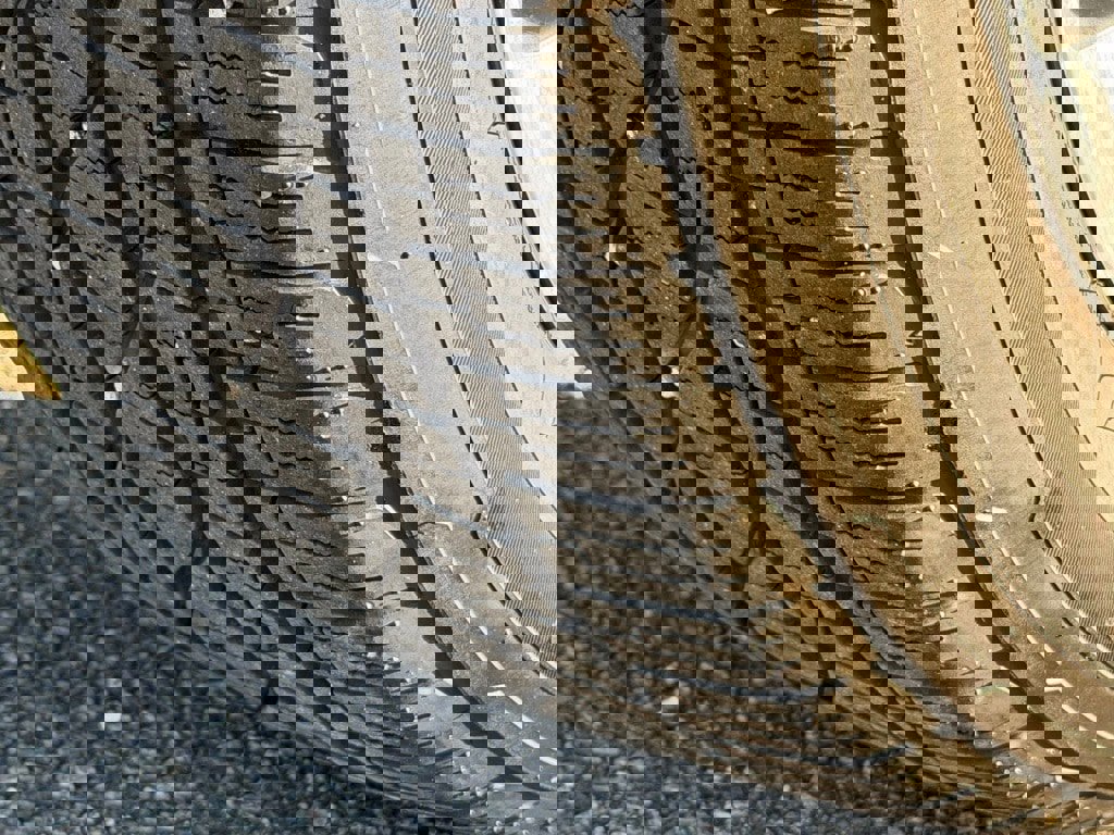 Used 2023 Buick Envision Essence image 7