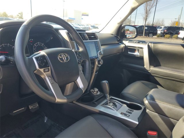 Used 2021 Toyota 4Runner SR5 Premium image 13