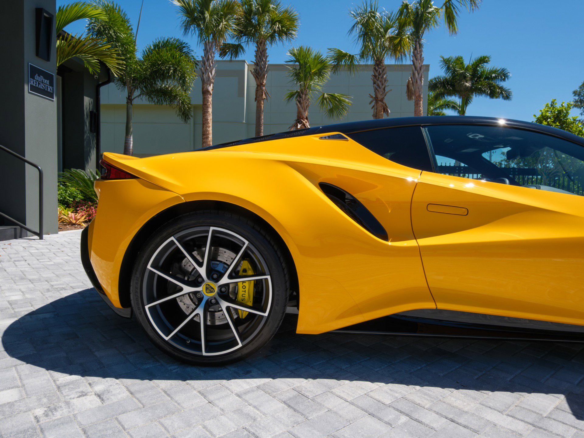 Used 2024 Lotus Emira First Edition image 13