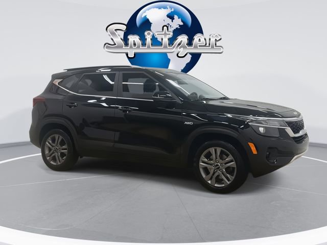 Certified 2023 Kia Seltos S image 7