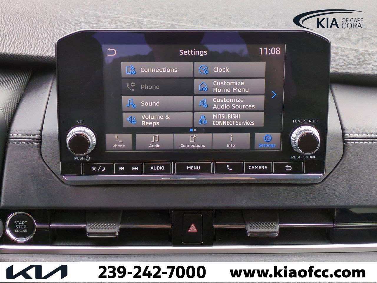 Used 2024 Mitsubishi Outlander ES image 17