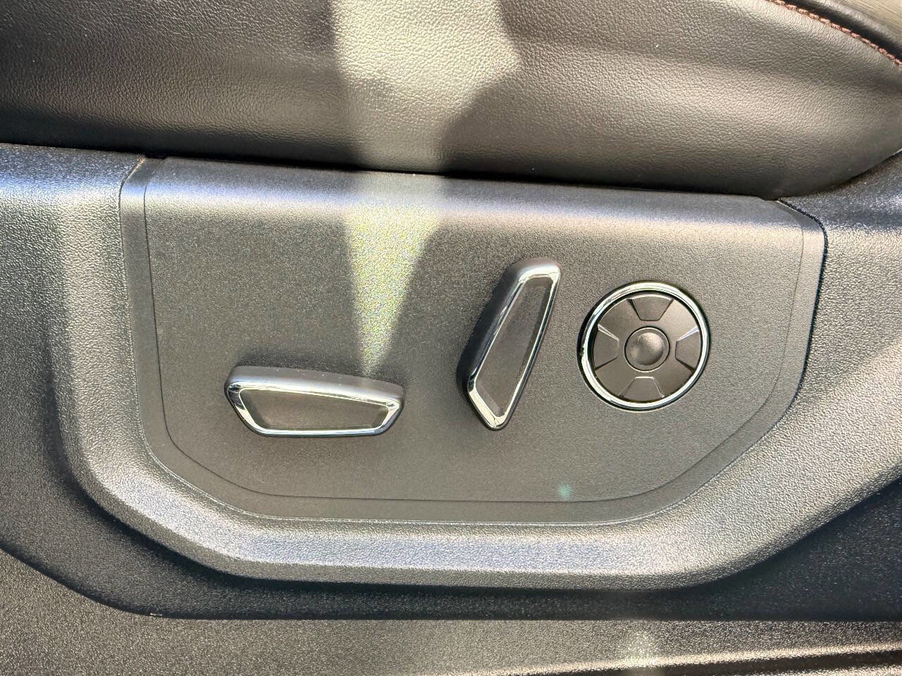 Used 2021 Ford F250 Platinum w/ FX4 Off-Road Package image 20