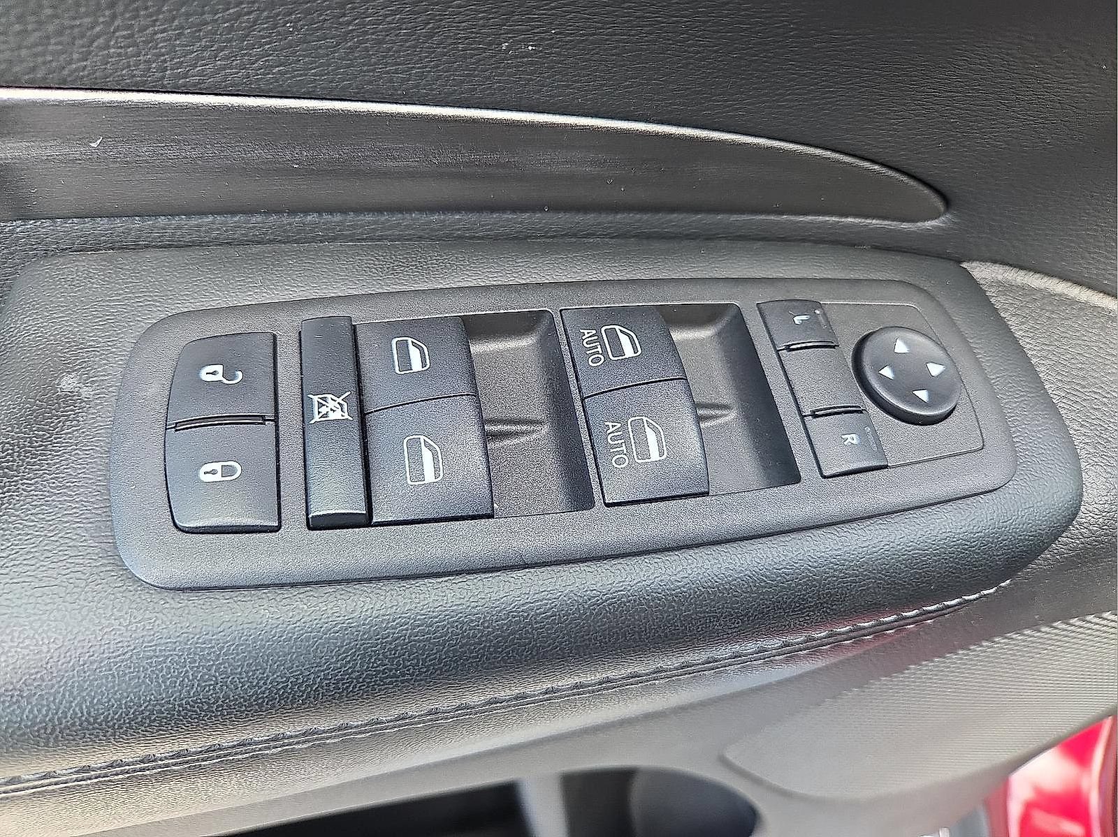 Used 2023 Dodge Durango SXT Launch Edition RWD image 15