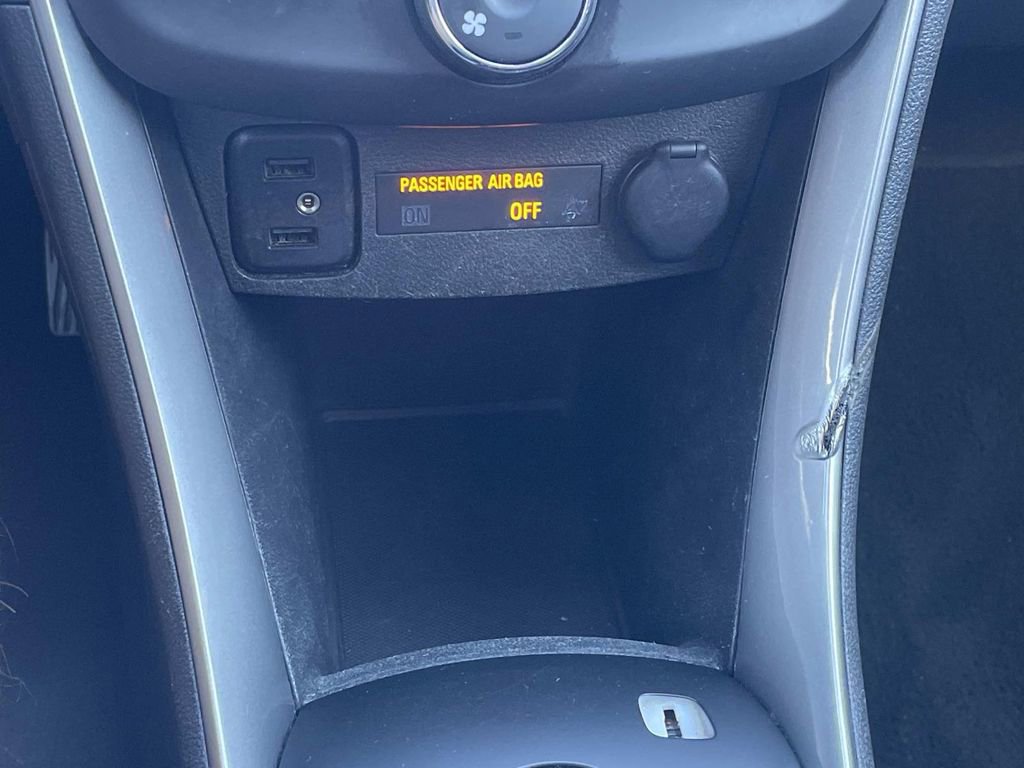 Used 2019 Chevrolet Trax LT w/ LT Convenience Package image 20