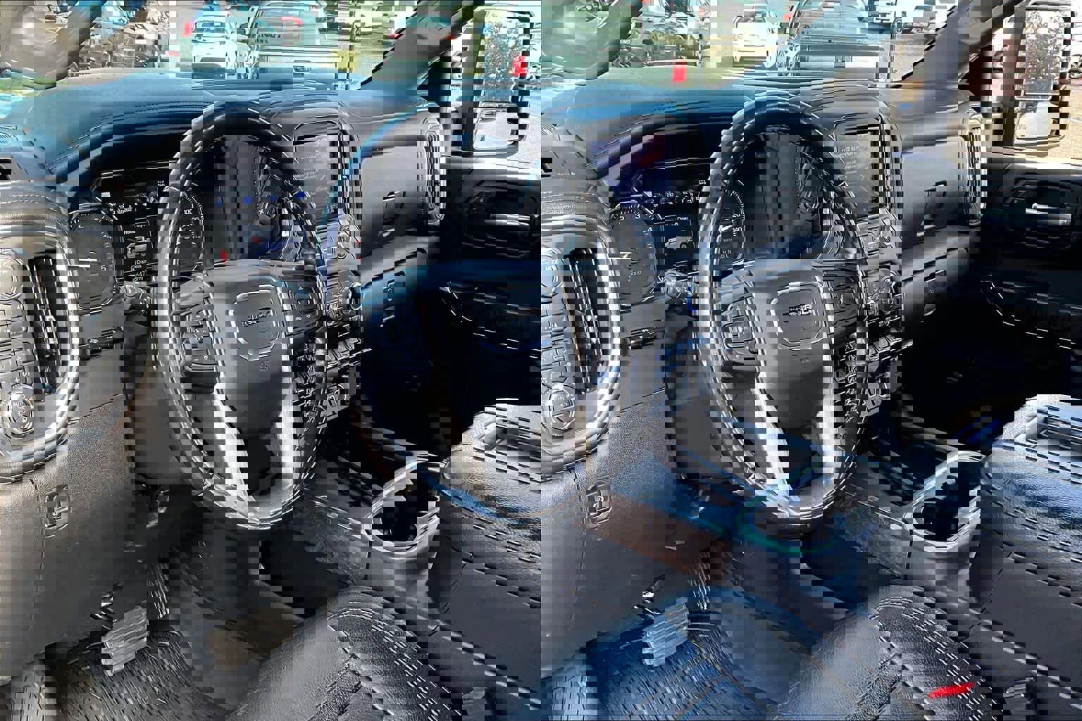 Used 2021 GMC Sierra 2500 Denali w/ Denali Ultimate Package image 17