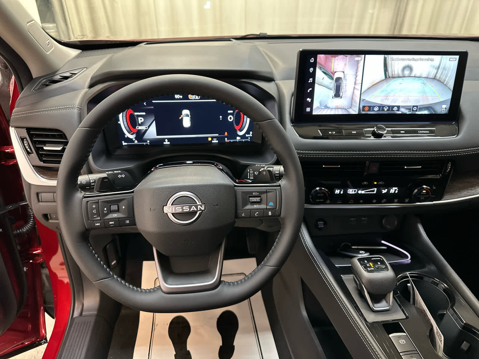 New 2026 Nissan Rogue Platinum image 3