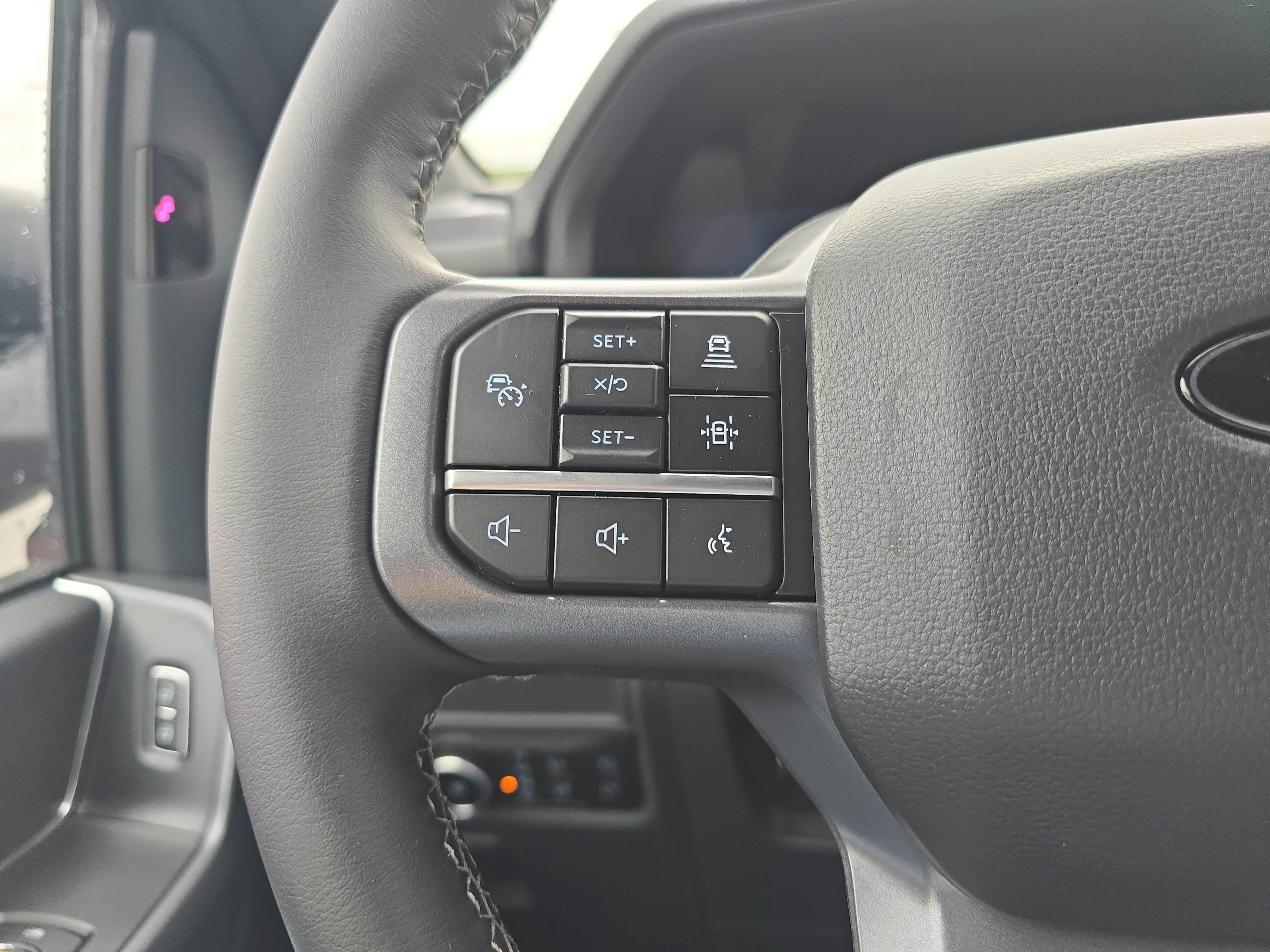New 2025 Ford F150 XLT image 21