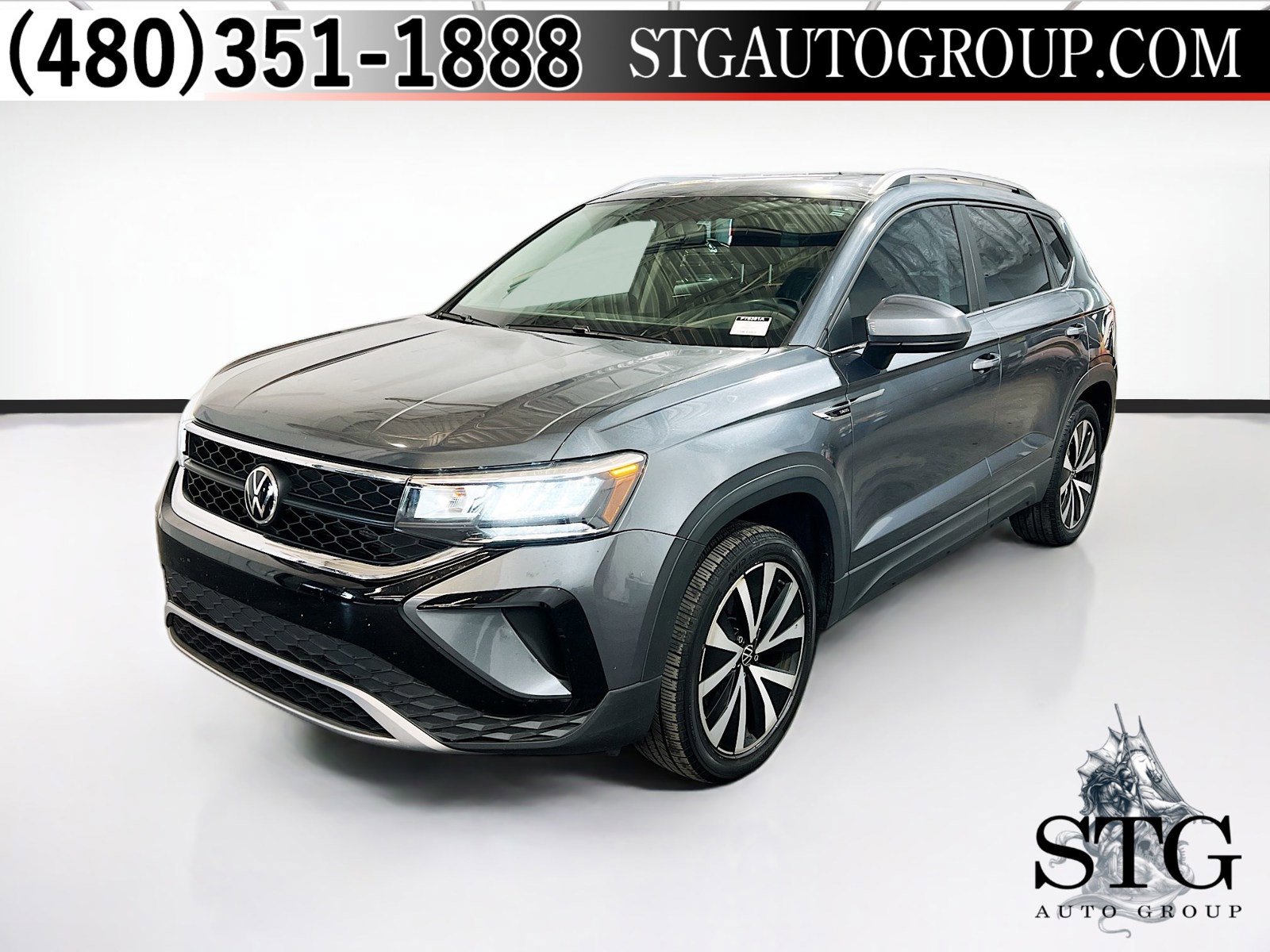 Used 2022 Volkswagen Taos SE FWD image 1