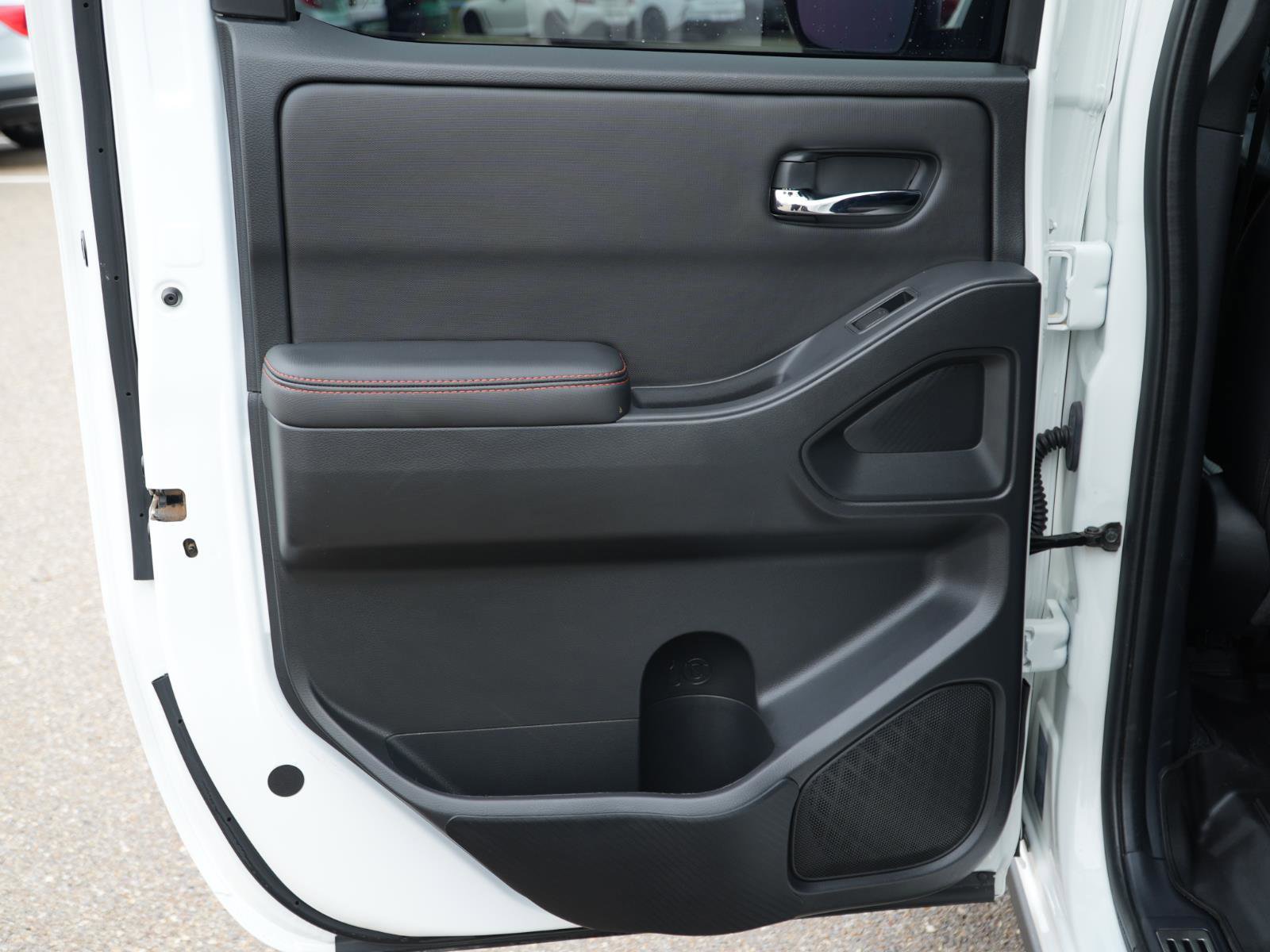 Used 2024 Nissan Frontier PRO-4X w/ Pro Premium Package image 19