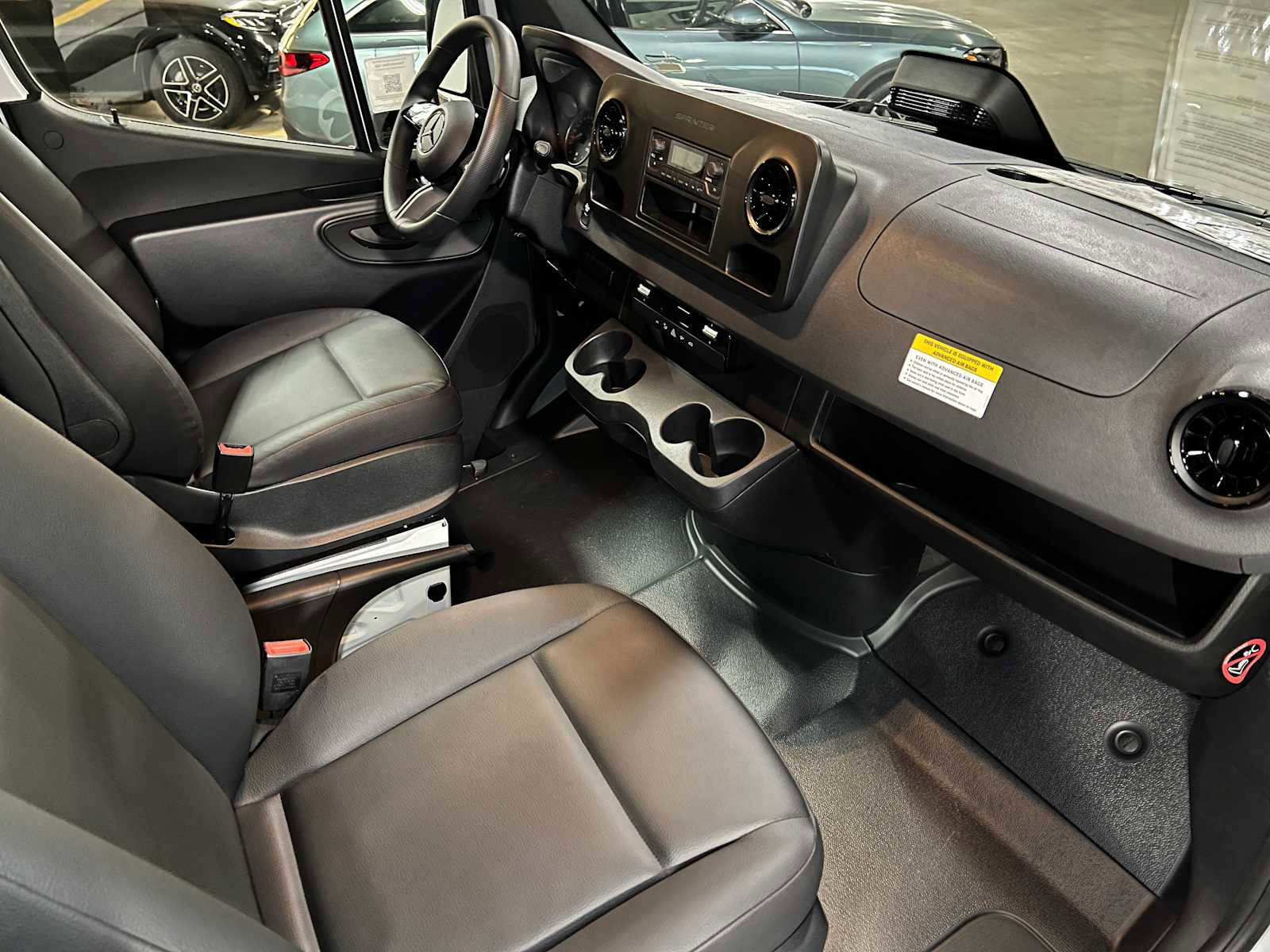 Used 2025 Mercedes-Benz Sprinter 2500 image 11