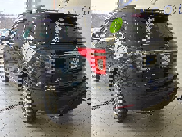 Used 2013 Ford Explorer XLT image 17