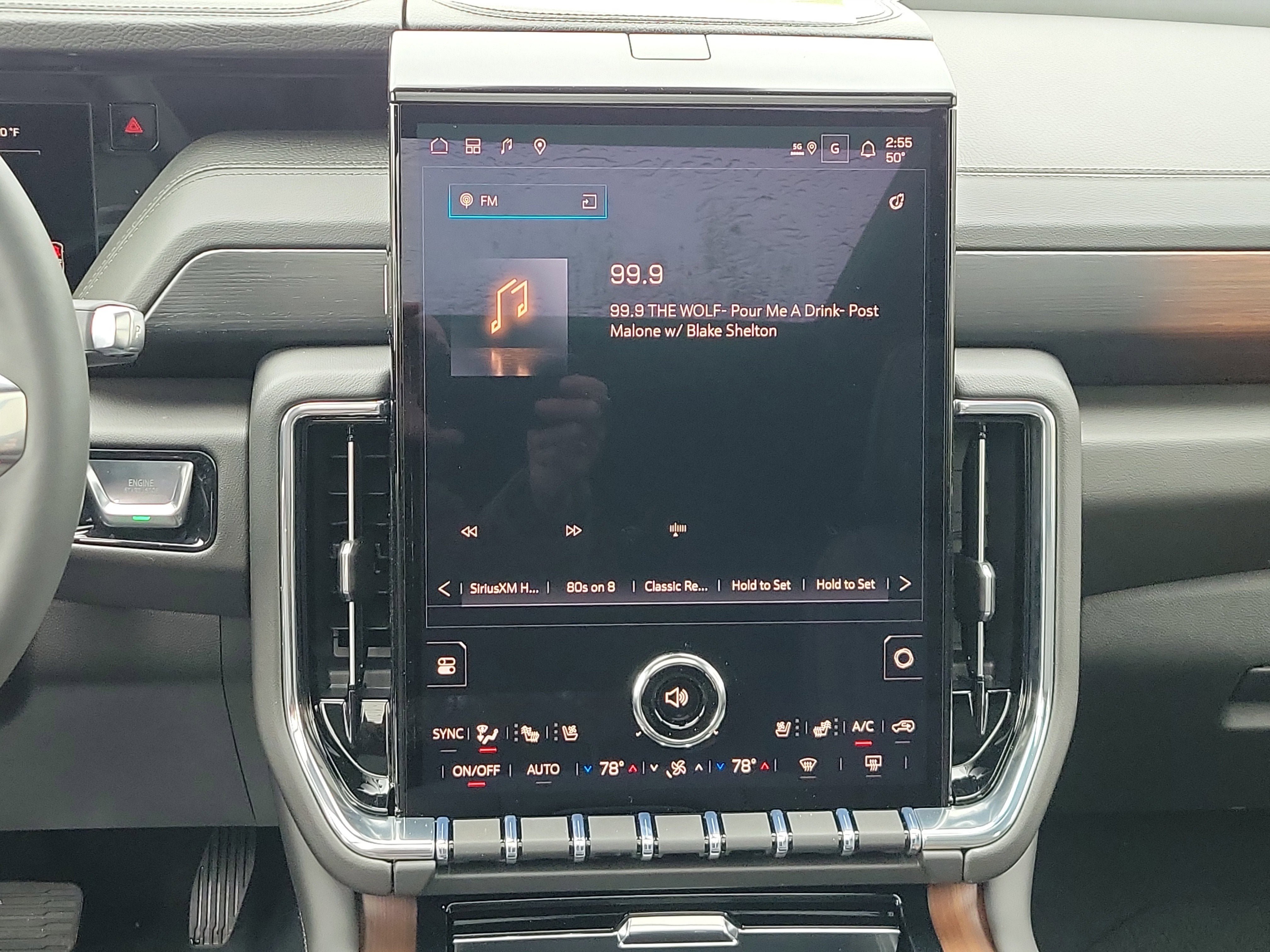New 2026 GMC Yukon XL Denali w/ Sun & Power Step Package AWD/4WD image 23