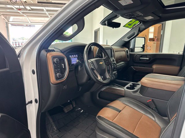 Used 2023 Chevrolet Silverado 3500 High Country w/ Z71 Off-Road Package AWD/4WD image 18
