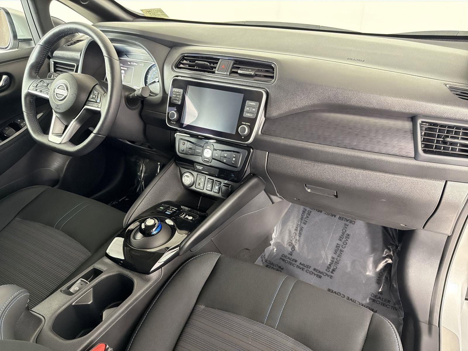 Used 2024 Nissan Leaf SV Plus image 32