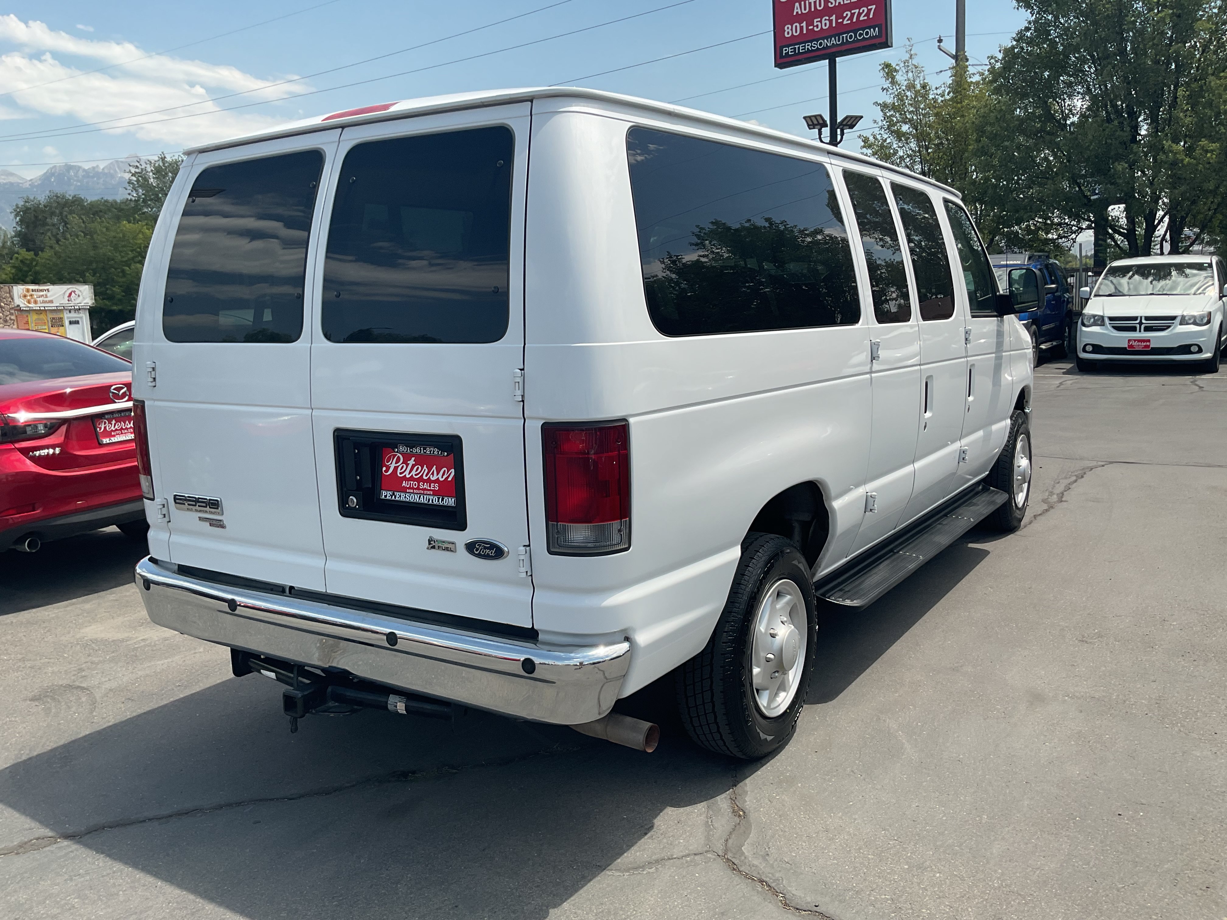 Used 2009 Ford E-350 and Econoline 350 XLT RWD image 5