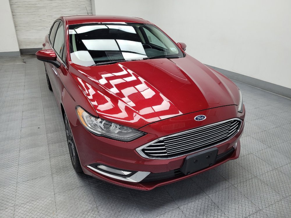 Used 2018 Ford Fusion SE w/ Equipment Group 201A FWD image 14