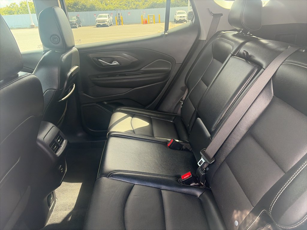 Used 2023 GMC Terrain SLT AWD/4WD image 13